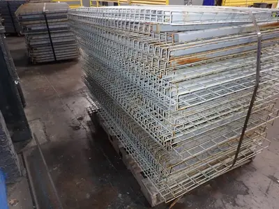 38 1/2" X 70" Wire Decking