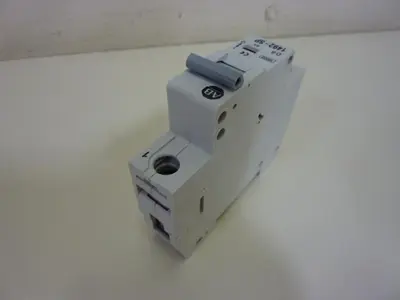 USED ALLEN BRADLEY 1492-SP1D060 SER C