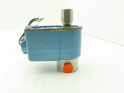 Honeywell Skinner V5L61410 Solenoid Valve 3-Way (NC) 120V 150 PSI 1/4" NPT V5