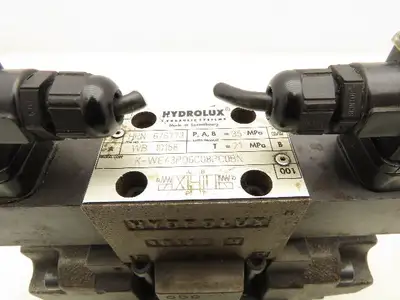 Used HUSKY HYDROLUX MOOG _UNKNOWN_ Valves/Fittings | Arrow Industrial #622605