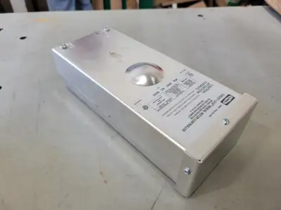 NEW HUBBELL HBL16