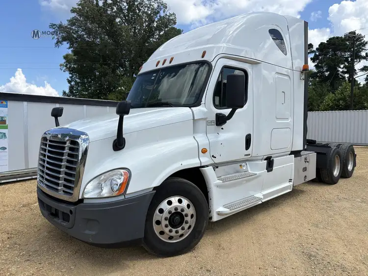 Used 2016 FREIGHTLINER CASCADIA 125 Conventional trucks Tennessee US | Moore Equipment #1516698
