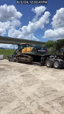 Used 2023 HYUNDAI HX350AL Crawler Excavators Florida US | National Equipment Dealers #1422458