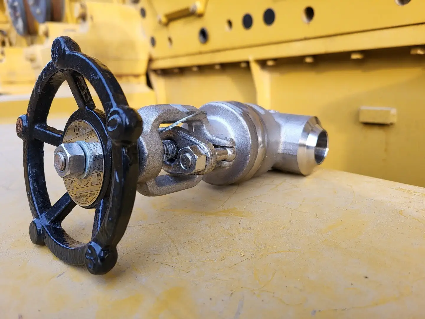 1" Class 800 Globe Valve API 602