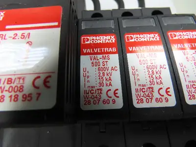 Phoenix Contact FLT-PLUS Flashtrab-Plus CTRL W/ Valvetrab Lighting Arrestor