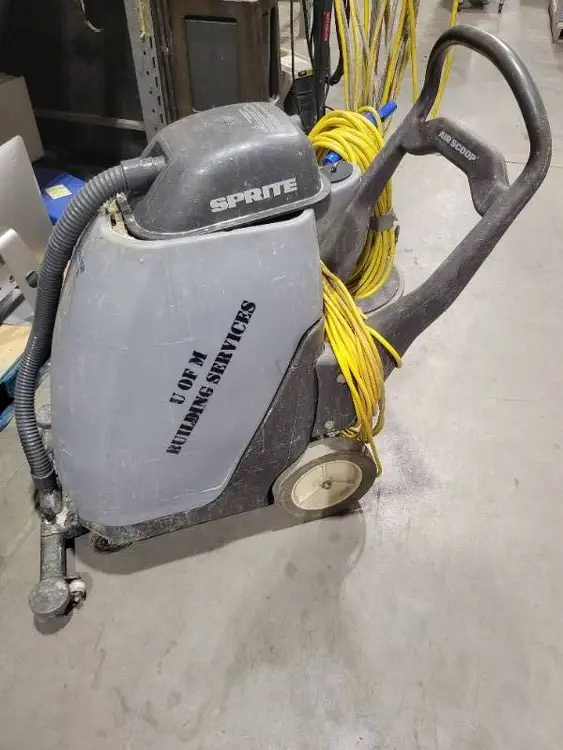 Used _UNKNOWN_ _UNKNOWN_ Janitorial Equipment Minnesota US | K-BID 5 #171416