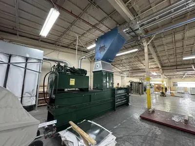 Used KMF CLOSED DOOR BALER Balers Pennsylvania US | Global Equipment International, LLC #186372