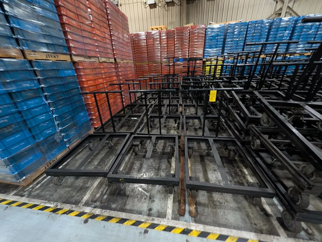 (18) rolling Material Carts