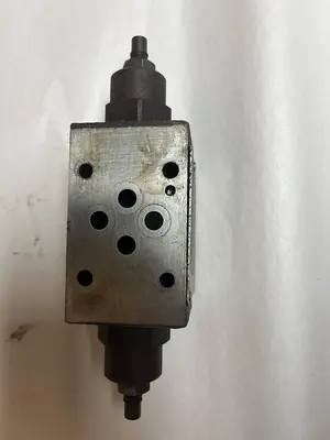 Used VICKERS DGMF-N-3-Y-A2W-B2W-41 Pump & Valve Parts Ohio US | Surplus Asset Holdings #1236169