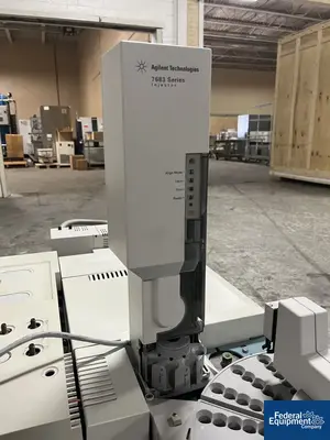 USED Agilent Agilent 6890A Gas Chromatograph