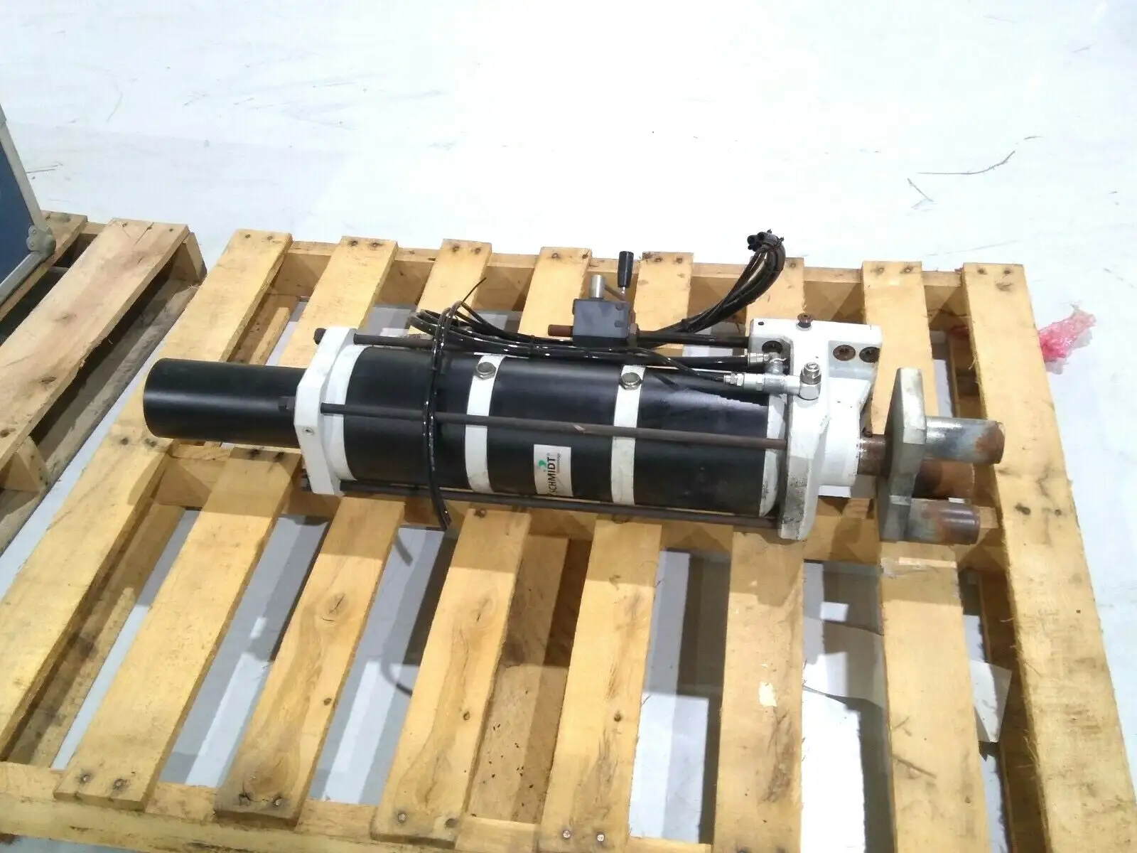 Used SCHMIDT TECHNOLOGY HYDRO PNEUMATIC PRESS CYLINDER 7K LBS/IN 28/85 PSI Automation Control (HMI) | Maverick Industrial Sales #1107380