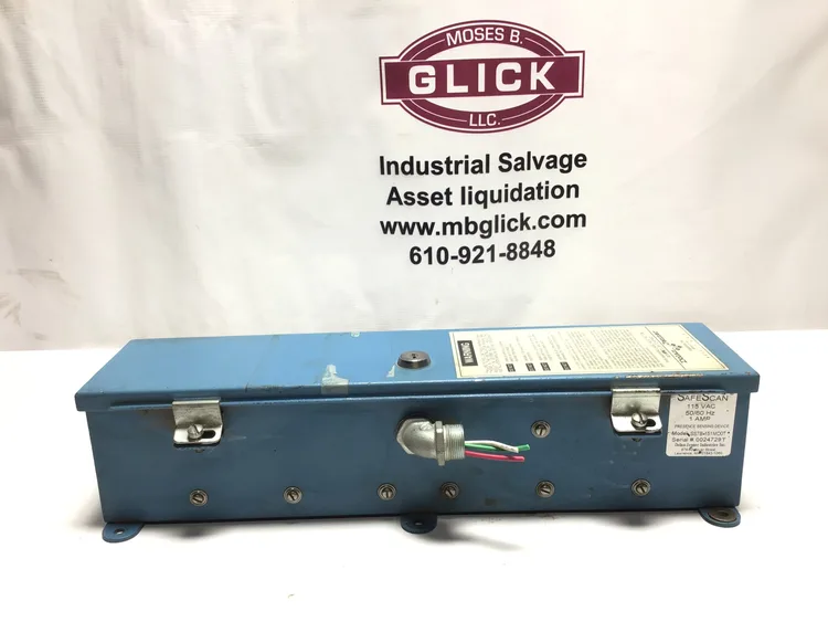 Used DOLAN JENNER SAFESCAN (SS7B151MDT) Light Curtains & Grids Pennsylvania US | Moses B Glick #1007119