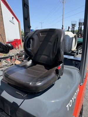 Used 2013 TOYOTA 8FGU18 Misc Forklifts Wisconsin US | Forklifttrader.com #1300371