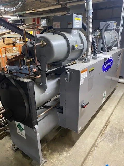 Used 2014 AQUAFORCE 30HXA126 Chillers Missouri US | Revelation Machinery #403742