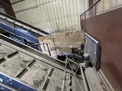 Unknown Manufacturer: Used 44' Cleated Infeed Conveyor