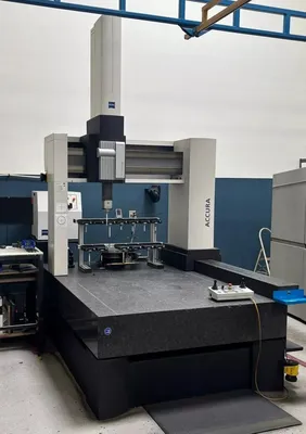 2012 ZEISS ACCURA II 9/16/8 Coordinate Measuring Machines | Machnet (1)