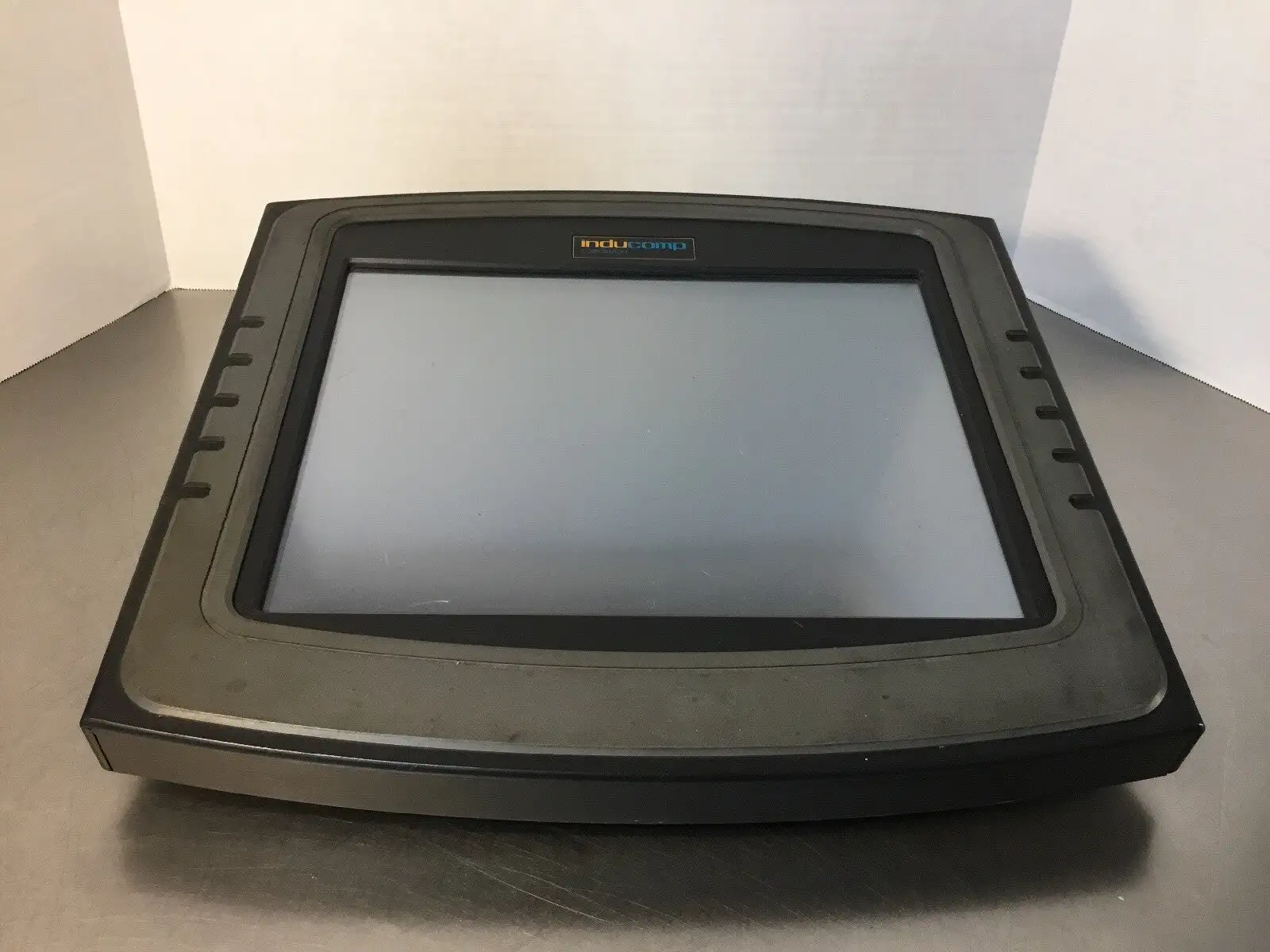 Inducomp Corporation Industrial LCD Monitor 313201 Loc.2A