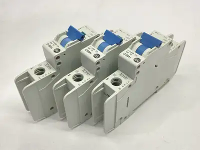 1489-D1C100 | Allen Bradley  Ser A Circuit Breaker 1-Pole 10A 125V LOT OF 3 - Used