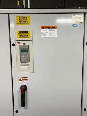 VFD MCC ACS607-0610-6-00HB120052B, 0-575VAC, 0-300hz, 4 Sections