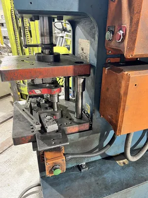 USED 1995 NEFF NEFF D15-5M PRESS