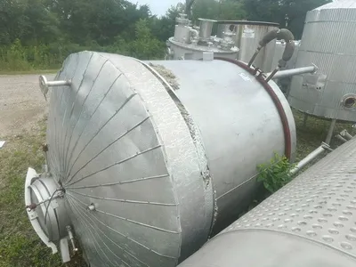 Used APV 1,000 Gallon Stainless Steel Tanks New Jersey US | Perry Equipment #119881