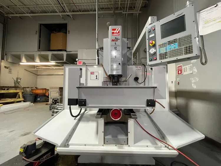 Used 2006 HAAS TM-1 Vertical Machining Centers Nebraska US | Lion Machinery 10 #96202