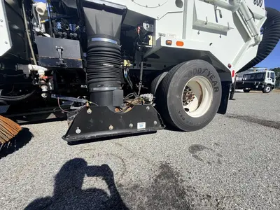 Used 2015 INTERNATIONAL 4300 Box trucks North Carolina US | Levan Equipment #1545580