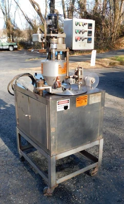 USED CAVALLA POWDER PRESSS AN 9