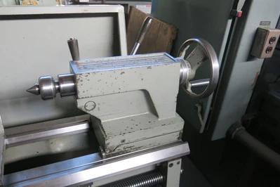 Clausing Colchester 15″ x 50″ Lathe with Taper in/mm