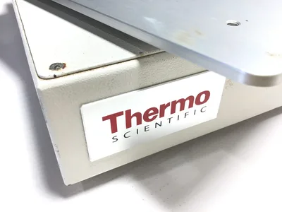 USED THERMO SCIENTIFIC MAXQ 2000 CO₂ PLUS