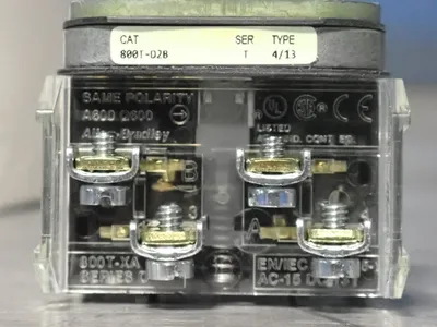 Used ALLEN BRADLEY 800TXA Relays & Switches Ohio US | HGR 24 #941882