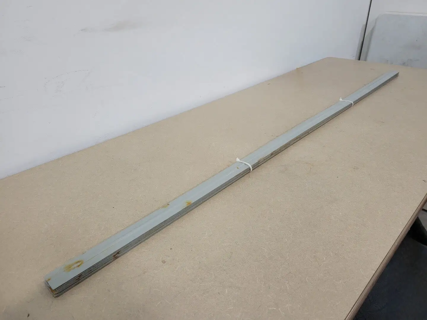 USED WIREMOLD G4000D