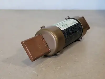 USED LITTELFUSE FLRNR 175