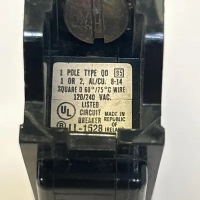 USED SQUARE D QO120