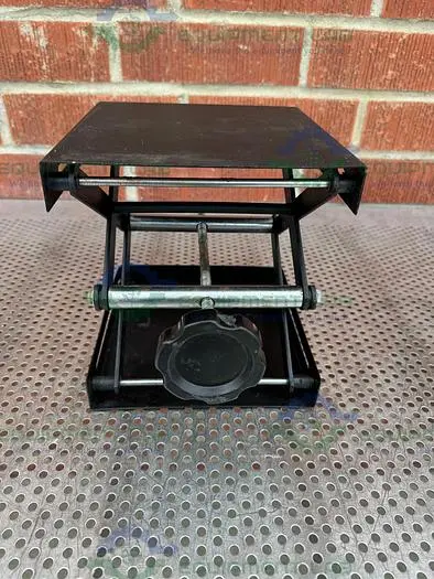 Used UNKNOWN 8" X 8" X 14 1/2" TABLE-TOP LAB JACK Supplies and Labware California US | Equipment Lab #488727