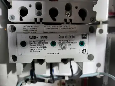 Used EATON SVX010A1-5A4N1 Switchgears British Columbia CA | Lenmark #239919