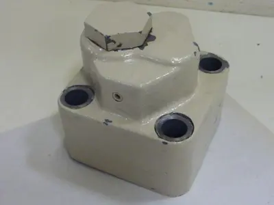 USED VICKERS C5PG825S310