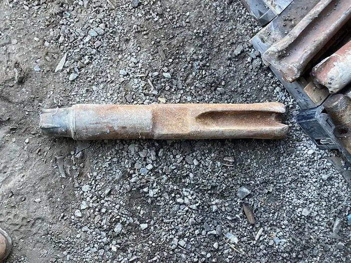 Used AFTERMARKET 5-1/2” X 29-1/2” CABLE TOOL DRILLING CHISEL BIT Drills Pennsylvania US | East West Machinery & Drilling #1417231