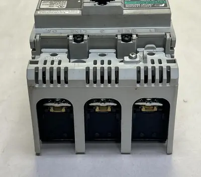 Used FUJI ELECTRIC EW50RAGU-3P030 Circuit Breakers | Surplus Asset Holdings #1188984