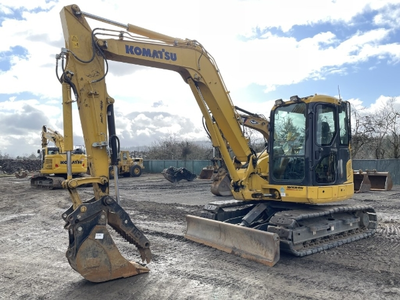 USED 2022 Komatsu PC88MR-10