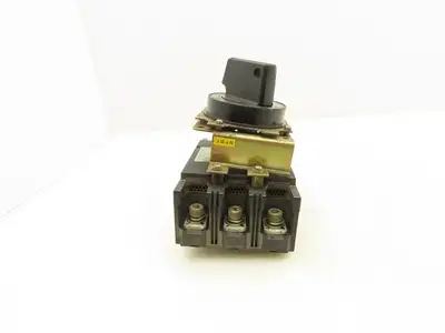 Fuji Electric EA203A Circuit Breaker Rotary Disconnect Switch 225A 600V 3 Pole