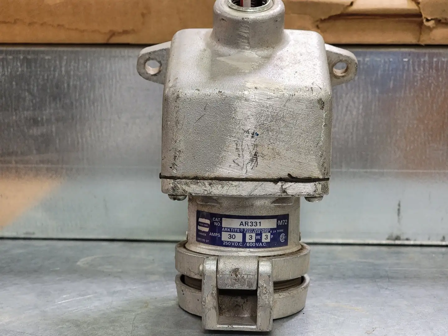 USED CROUSE-HINDS AR331