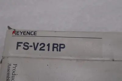 NEW OPEN BOX Keyence FS-V21RP Fiber Optic Sensor Amplifier STK H1545A