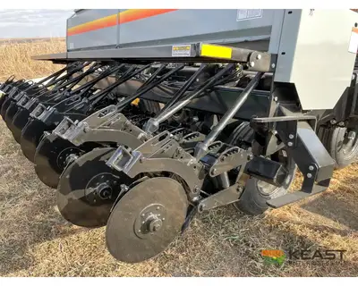 Used CRUSTBUSTER _UNKNOWN_ No-Till Drills Iowa US | Keast Enterprises #1360247