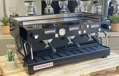 USED LA MARZOCCO CLASSI AV