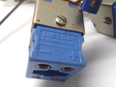 DTC-U-M-ROHS,SMPW-K-M | Omega DTC-U-M-ROHS 4-Prong Dual Circuit Standard Size Thermocouple Connectors - Used