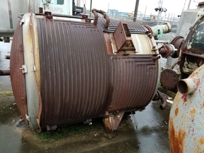800 Gallon 58psi @ 200F Mixer