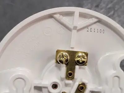 NEW LEVITON 8829-CW4