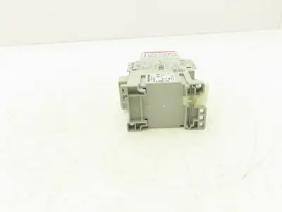Allen Bradley 100S-C09EJ23BC Motor Starter Safety Contactor 7.5Hp 600V Assembly