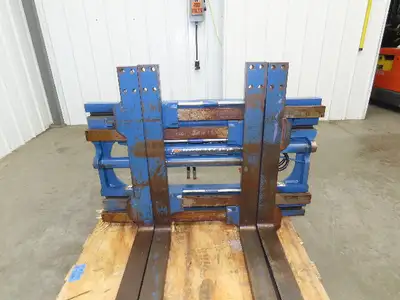 Used RIGHTLINE _UNKNOWN_ Forklift Attachments Indiana US | Arrow Industrial #1408587
